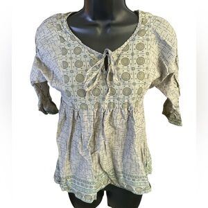 H&M Woven Pattern Tie-Front Peasant Top - Sage Green NWOT